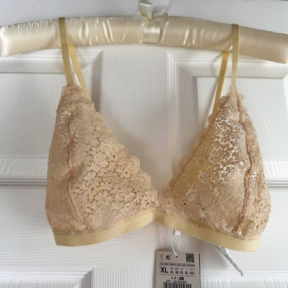 Zara Other - Lace Bralette in Cream